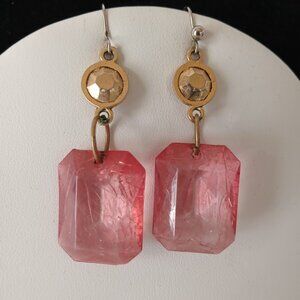 VTG Lrg. Faceted Crackle Pink Tourmaline Lucite Shard Earrings Silver Tone Hooks